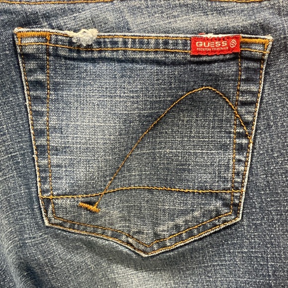 Guess Jeans - Picture 4 of 5